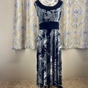 Perceptions New York Black Patterned Beaded Black and White Dress - Size 8